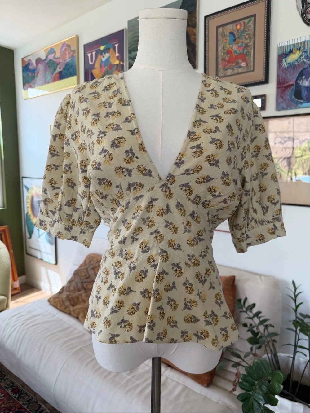 Dôen Yana Top in yellow cottagecore garden style floral pattern, puff sleeves